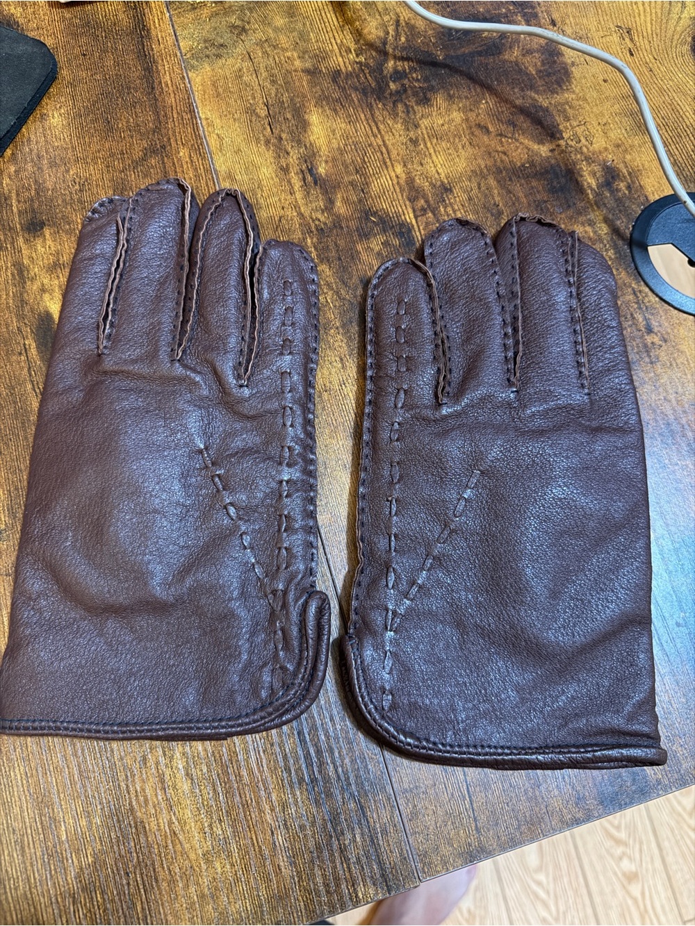 Men's Brown Leather Winter Gloves - Classic Stitch Detail